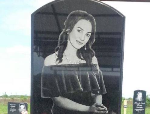 27867389_1900928416885180_983605210051374725_n